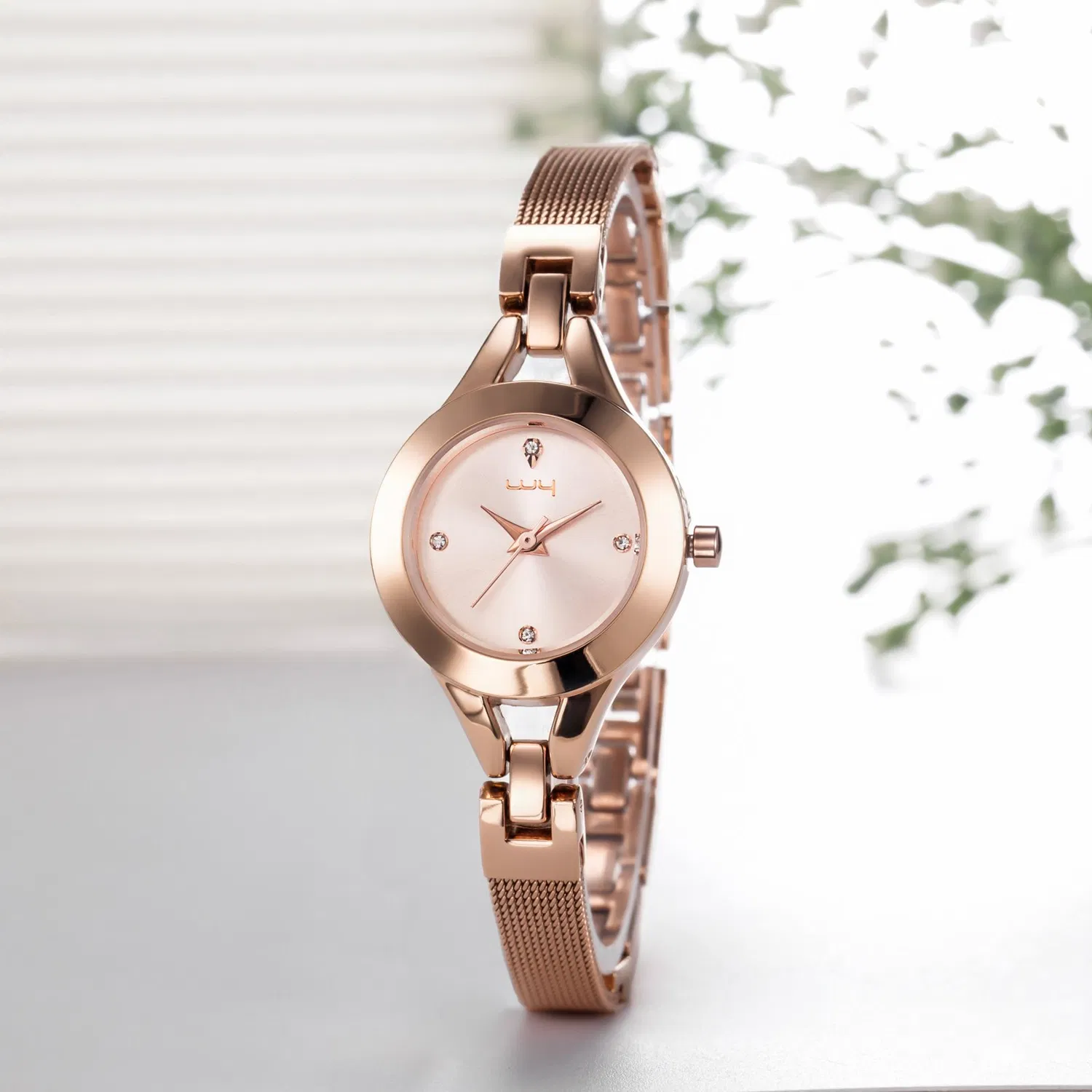 Rose Gold Zincir Kordonlu Kadın Kol Saati – Japon Kuvars Mekanizmalı, Tarih Göstergeli